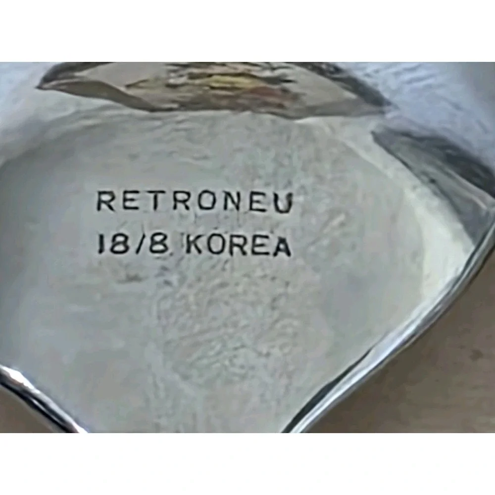 LOT OF 7 Retroneu CYLINDER Place Oval Soup Spoons 7.5